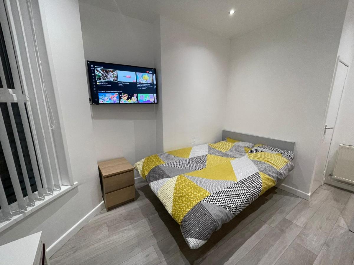 Selection Of Stylish Apartments Within Walking Distance Of Cardiff City Centre Eksteriør billede